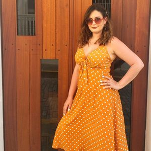 Meet your Posher, Crystal